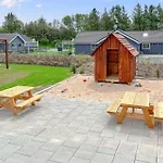 Stunning In With Sauna Spottrup