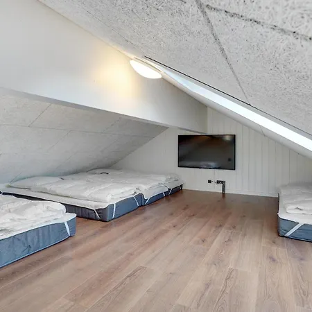 Vakantiehuis Stunning In With Sauna Spottrup