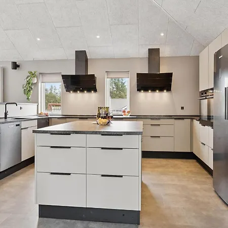 Stunning In With Sauna Spottrup