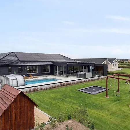 Stunning In With Sauna