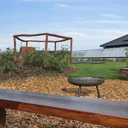 Vakantiehuis Stunning In With Sauna Spottrup